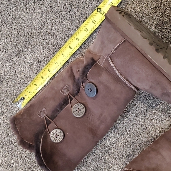 Ugg Australia tall  boots Bailey Button Triplet II chocolate sz 9 - Picture 14 of 16